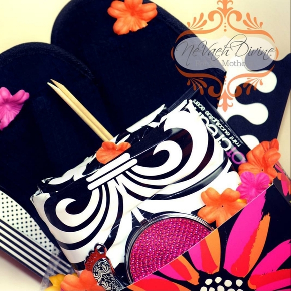 Meet your Posher, Crystal - Picture 1 of 1